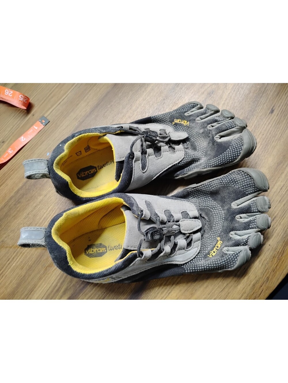 Vibram Fivefingers Womens Bikila LS Barefoot Running Gray Black Shoes Size 39